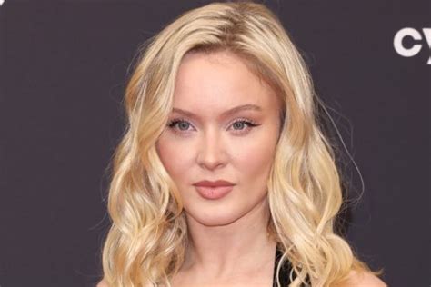 La portada de Venus de Zara Larsson sin ropa que。